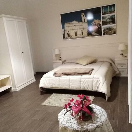 Domus Al Corso Con Servizio B&B Canosa di Puglia Exteriör bild