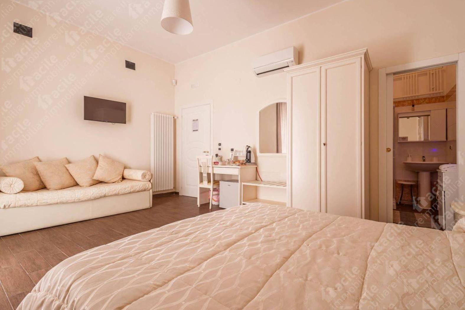 Domus Al Corso Con Servizio B&B Canosa di Puglia Exteriör bild