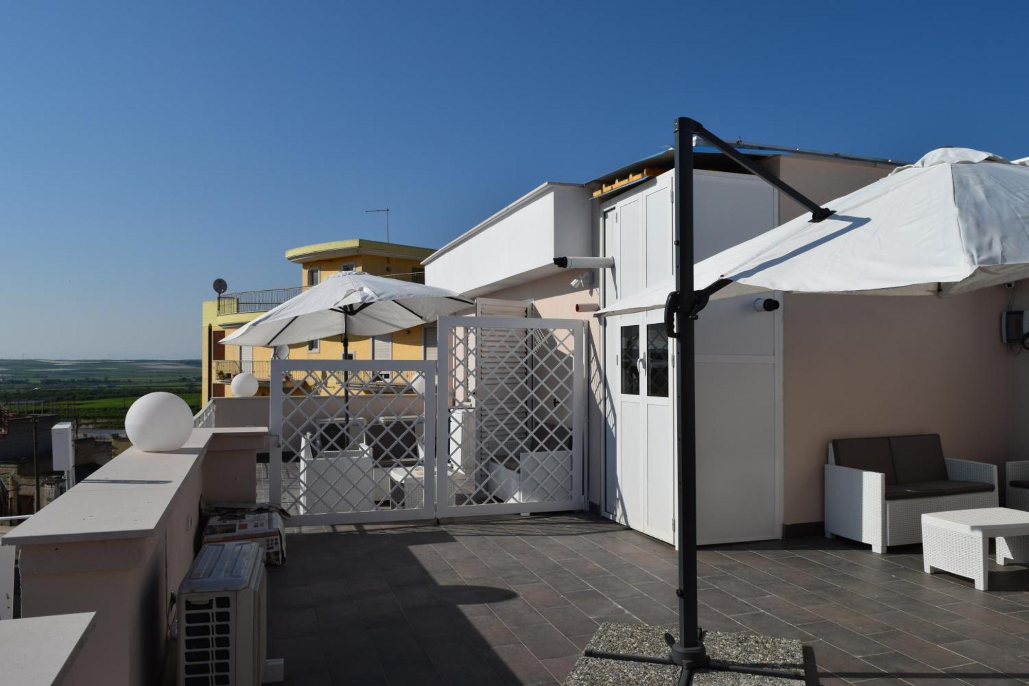 Domus Al Corso Con Servizio B&B Canosa di Puglia Exteriör bild