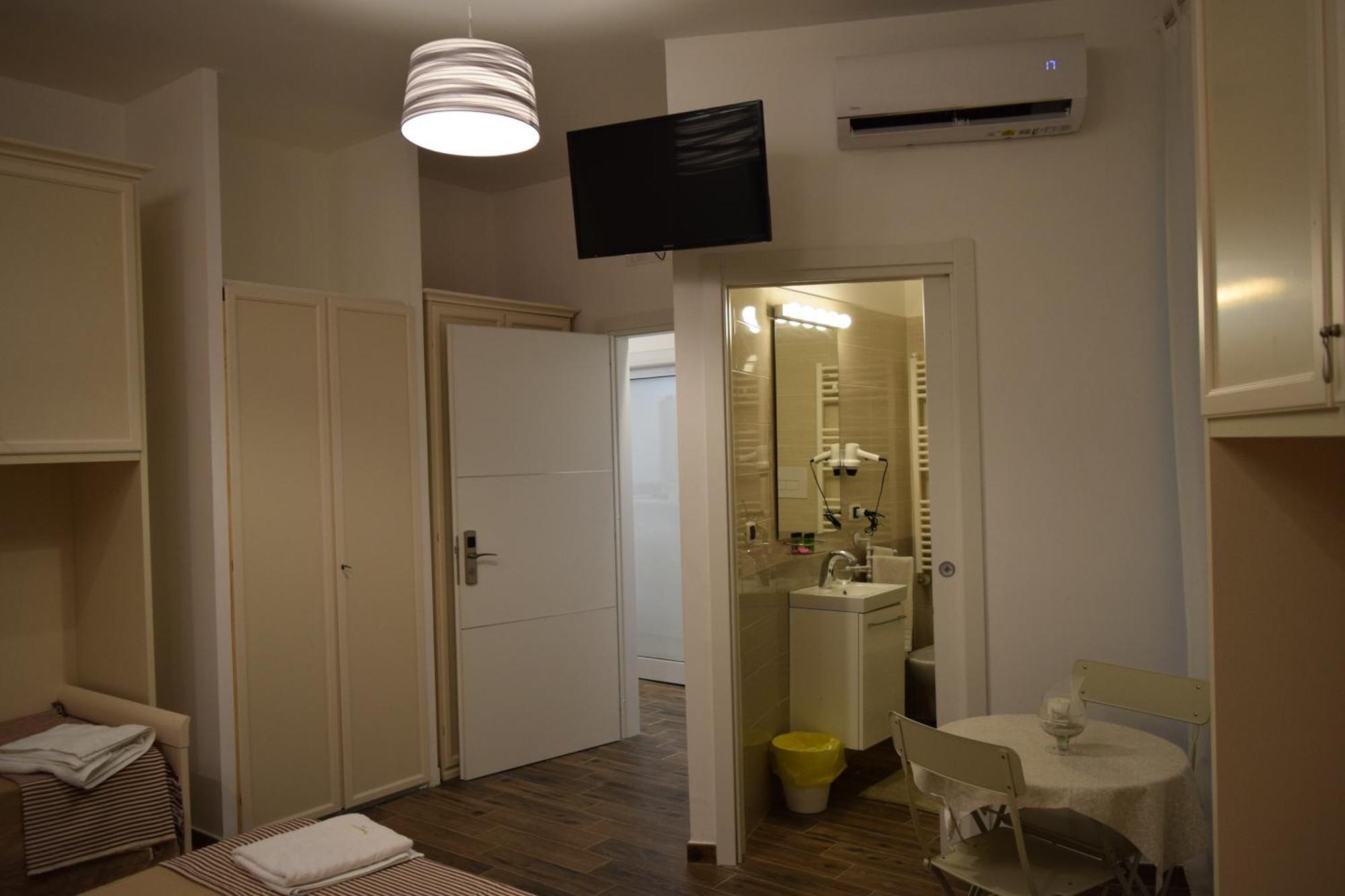 Domus Al Corso Con Servizio B&B Canosa di Puglia Exteriör bild