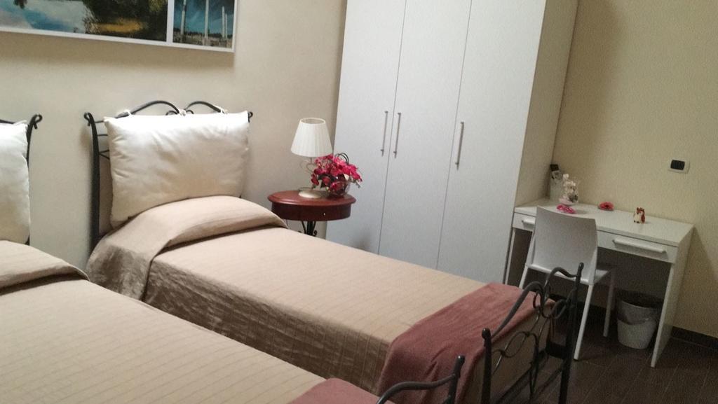Domus Al Corso Con Servizio B&B Canosa di Puglia Exteriör bild