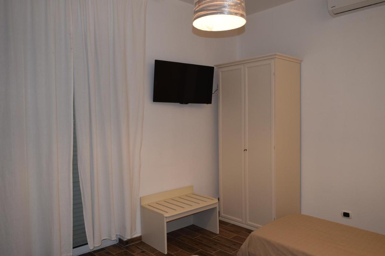 Domus Al Corso Con Servizio B&B Canosa di Puglia Exteriör bild